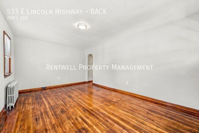 Building Photo - 533 Lincoln Hwy E