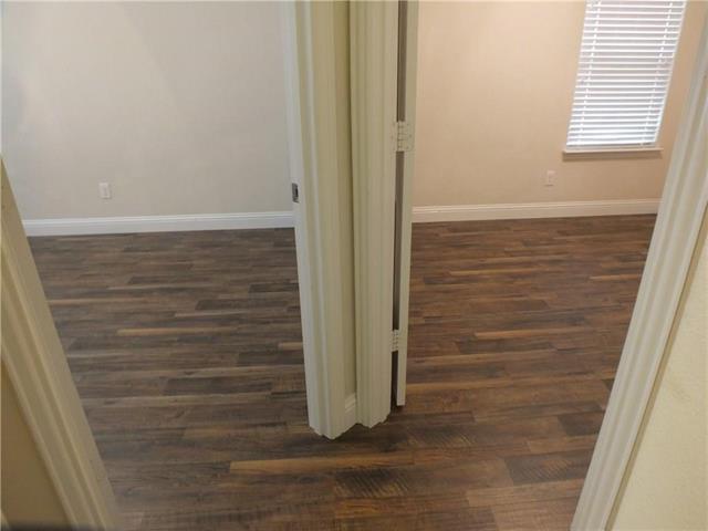 Building Photo - 620 Calliopsis St