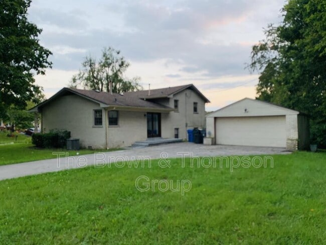 Building Photo - 2339 Pierson Dr