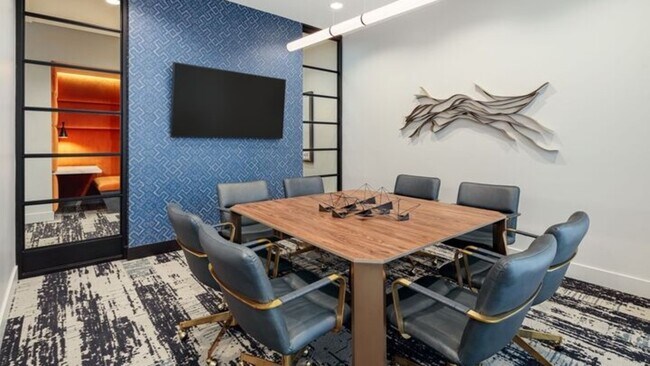 Building Photo - 15250 Quorum Dr