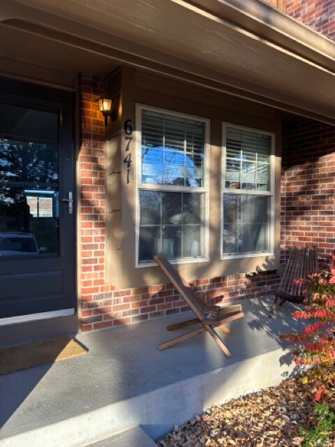 Building Photo - 6741 Mountain Top Ln