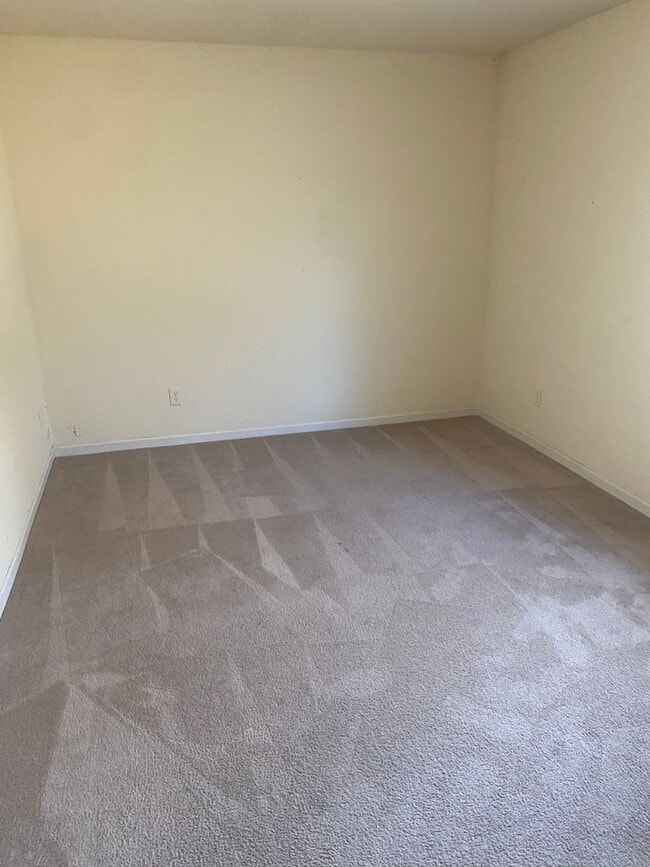 Building Photo - 4901 Kirk Hill Rd