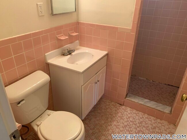 Building Photo - 245 Main St