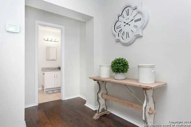 Building Photo - 13130 Regency Bend