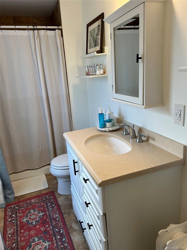 Building Photo - 29 Dale Ave