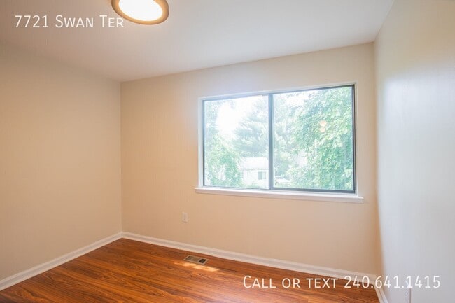 Building Photo - 7721 Swan Terrace