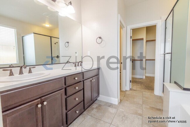 Building Photo - 4195 Aplicella Ct