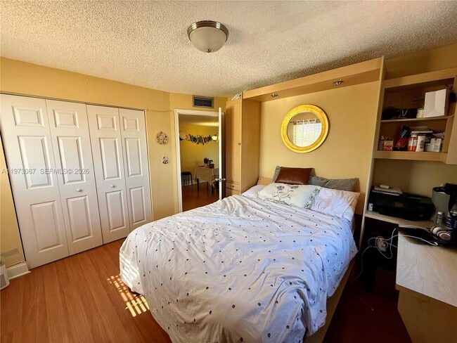 Building Photo - 1236 Alton Rd