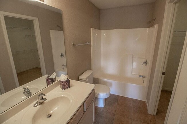 Building Photo - 4007 Snowy Owl Dr