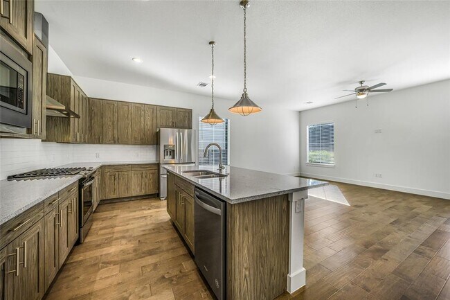 Building Photo - 7808 Ryans Way
