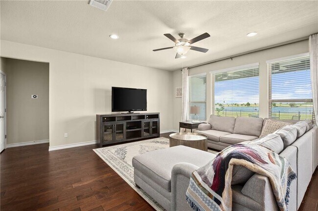 Building Photo - 17621 Silent Harbor Loop