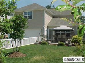 Building Photo - 5924 Colonial Garden Dr