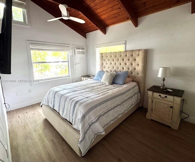 Building Photo - 130 Gumbo Limbo Dr