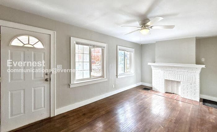 Building Photo - 464 E Oakland Ave