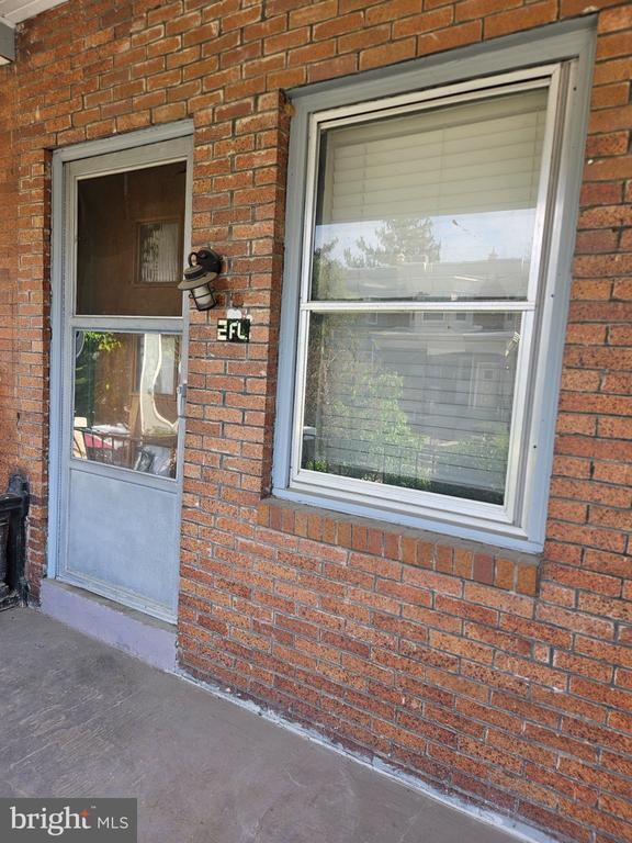 Building Photo - 5325 Webster St