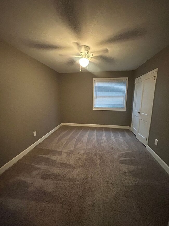 Building Photo - Lewis Village Living in the Heart of Augusta Road