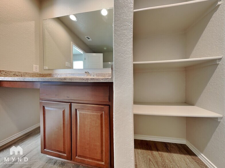 Building Photo - 12912 Cicely Ct