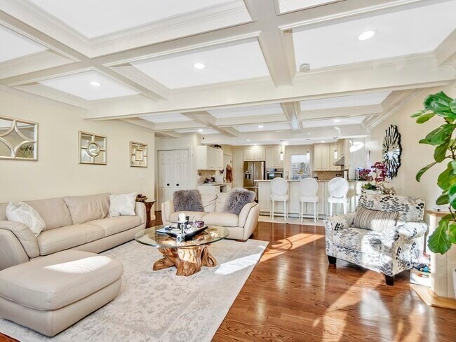 Building Photo - 50 Rowe St