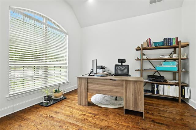 Building Photo - 628 Four Stones Blvd