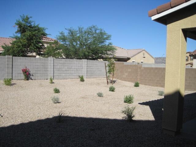 Building Photo - 16920 W Mohave St
