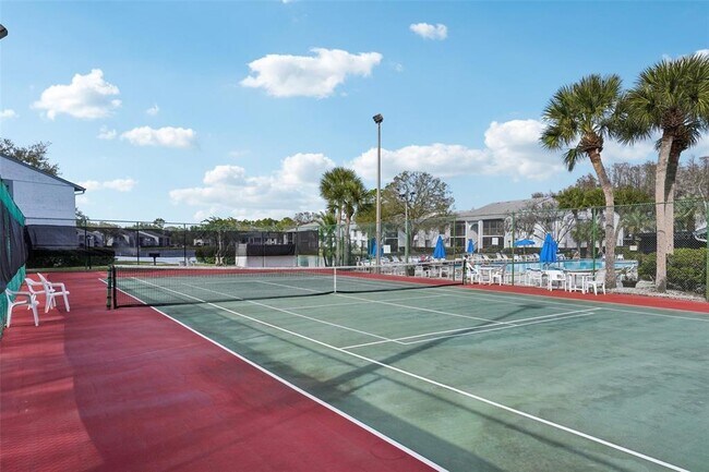 Building Photo - 1344 Pine Ridge Cir E