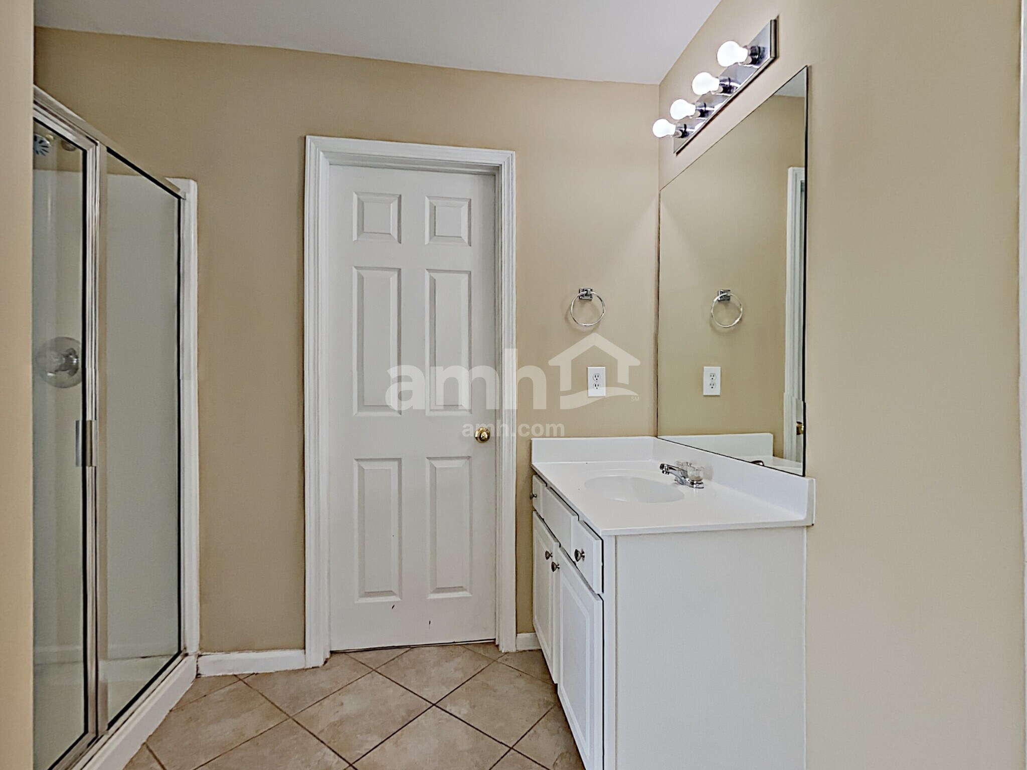 Building Photo - 327 Meadowcrest Cir