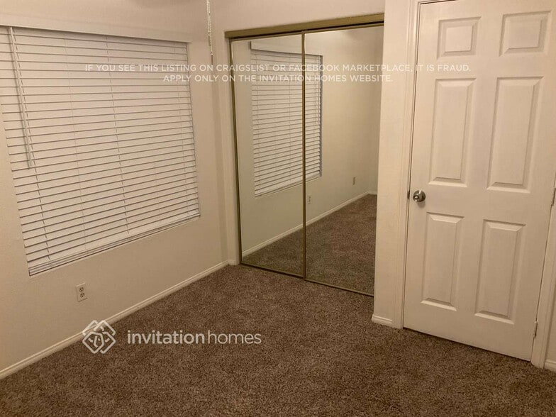 Building Photo - 8244 Bermuda Beach Dr