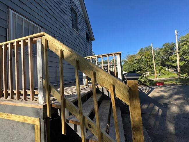 Building Photo - 7705 Maryland Ave