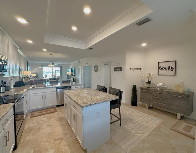 Building Photo - 14040 Heritage Landing Blvd