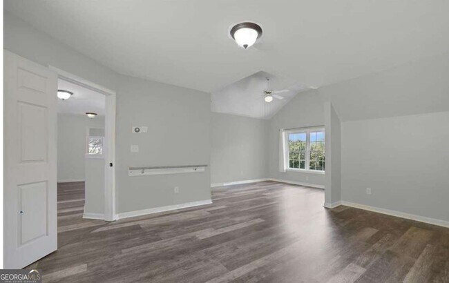 Building Photo - 3520 Mystic Dr