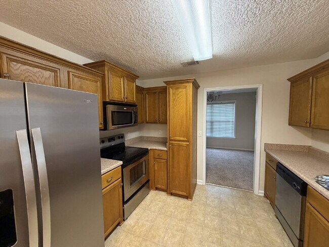 Building Photo - Home for Rent