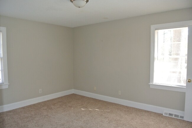 Building Photo - 1165 First Street Extension