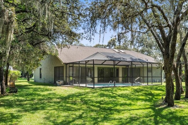 Building Photo - 211 Forest Wood Ct