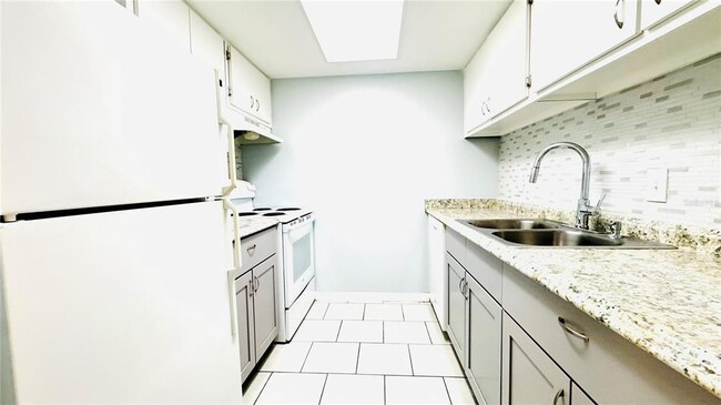 Building Photo - 4702 Michael Ct