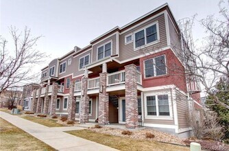 Building Photo - RARE FIND 1 Bed 1 Bath Condo in Boulder