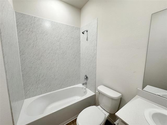 Building Photo - 810 Shear Dr