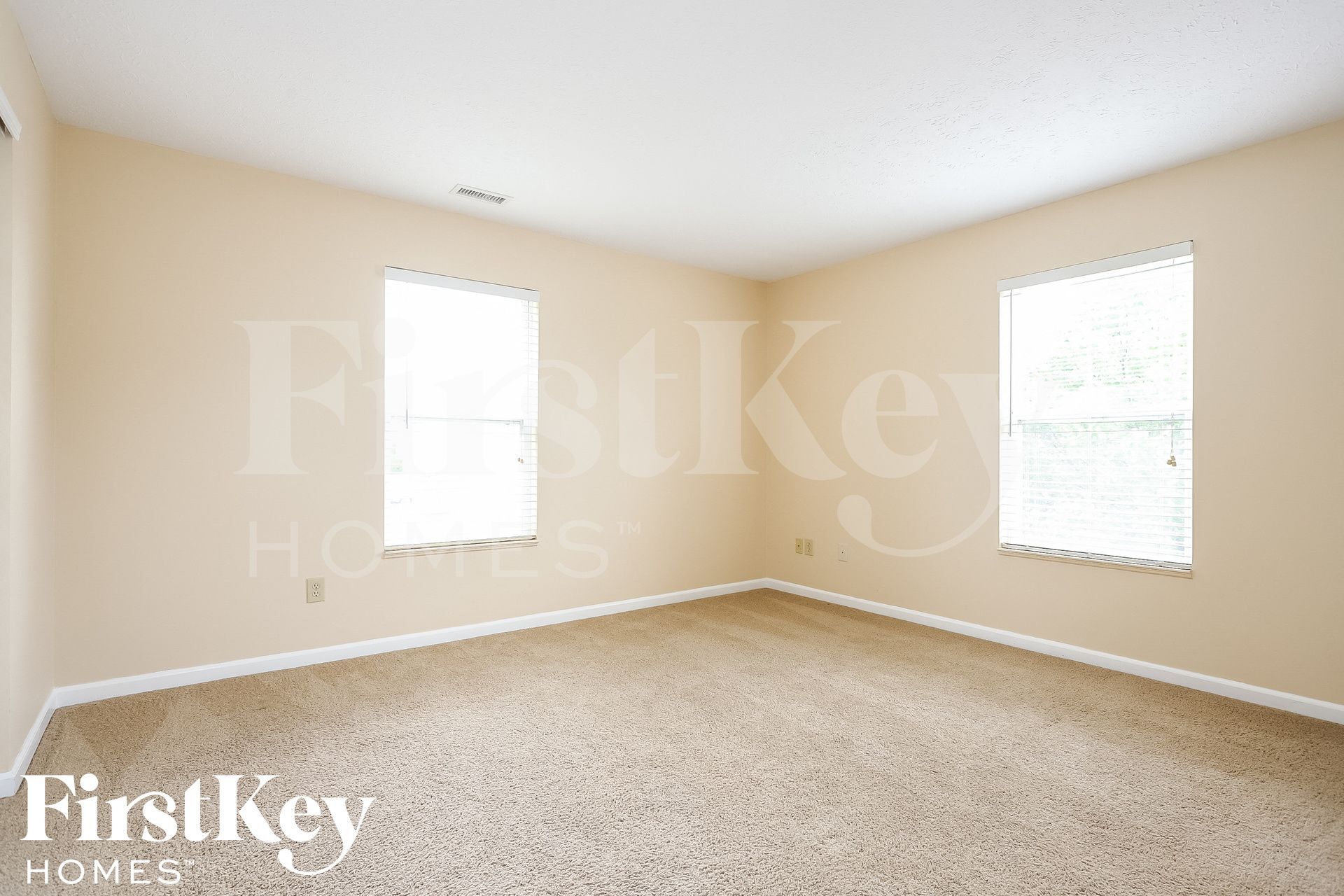 Building Photo - 7228 Village Oaks Dr