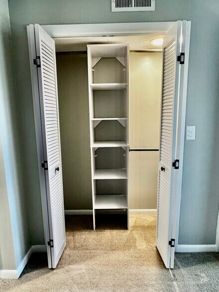 L master closet. New shelving/rods. - 122 Turnwood Ln