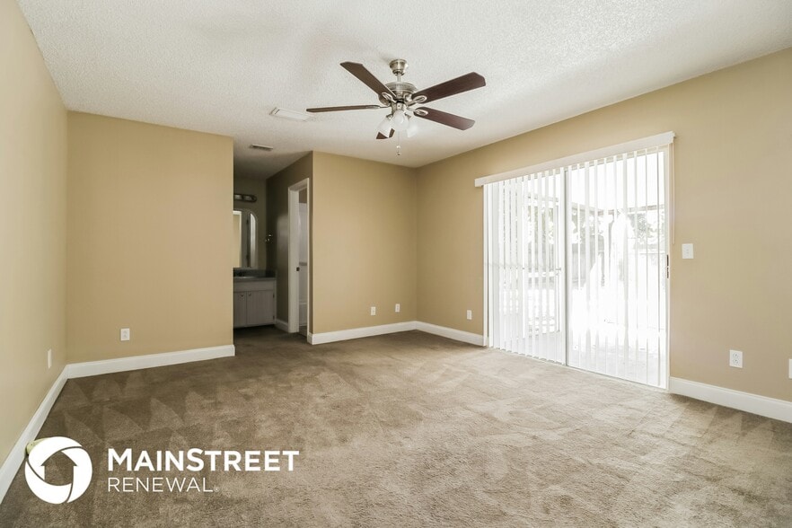 Building Photo - 4775 Doreen Rd