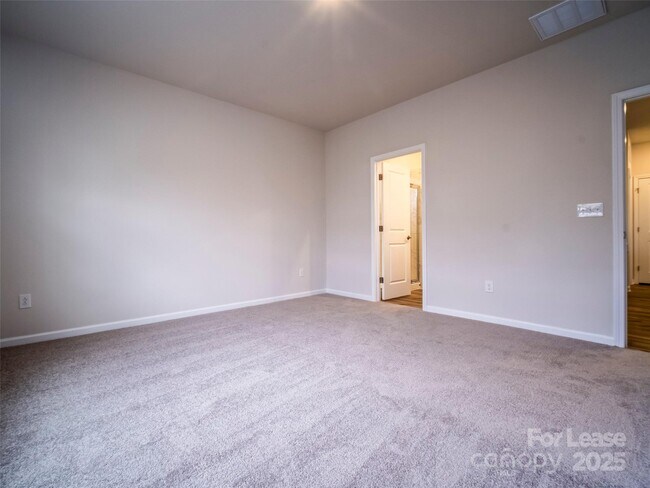 Building Photo - 1603 Swallow Tail Dr