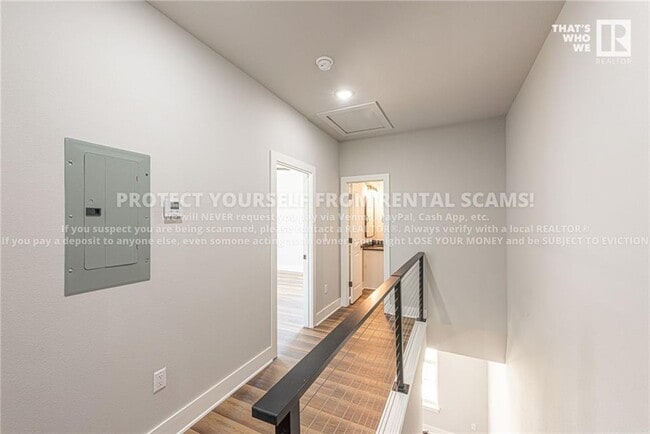 Building Photo - 1018 S Laramie Hts