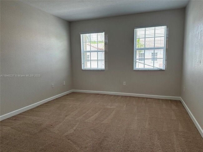 Building Photo - 9232 SW 170th Ave