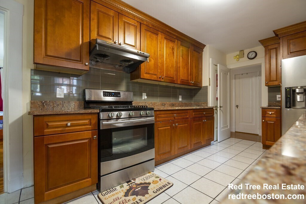 Building Photo - 118 Elgin St