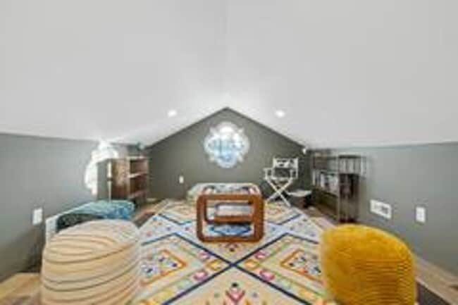 Building Photo - Midtown 4BDR Home - Mid Century Paradise!