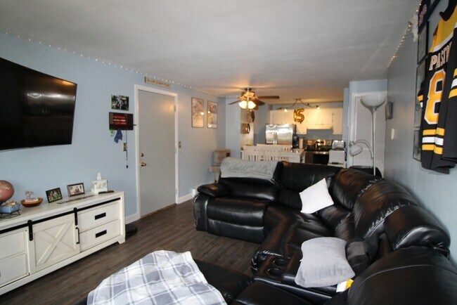 Building Photo - 16A Mayberry Dr
