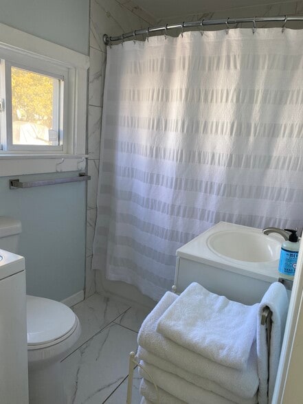 Bathroom has brand new stackable washer & dryer (not seen in photo). - 749 1st St