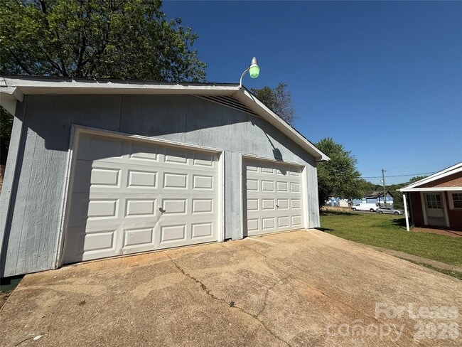 Building Photo - 507 Turnersburg Hwy