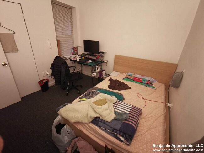 Building Photo - 772 Columbus Ave