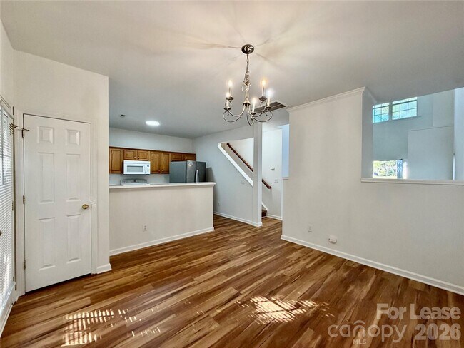 Building Photo - 4058 Glenlea Commons Dr