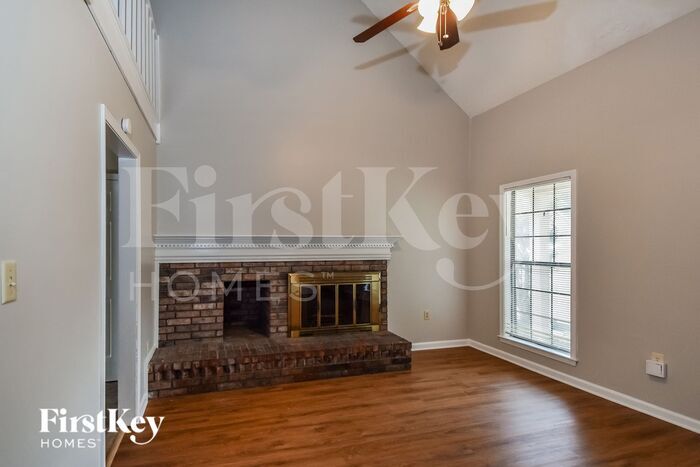 Building Photo - 6375 Treadway Trail